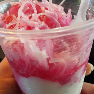 بستنی فالوده شیرازی
Faloodeh & icecream 😜