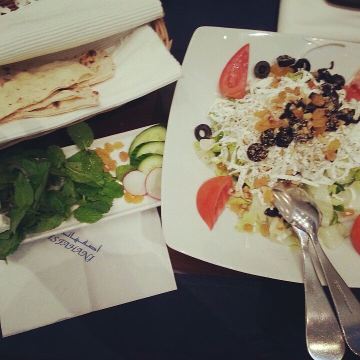 starter with Tabriz Salad @ ياس اصفهاني - البحرين
