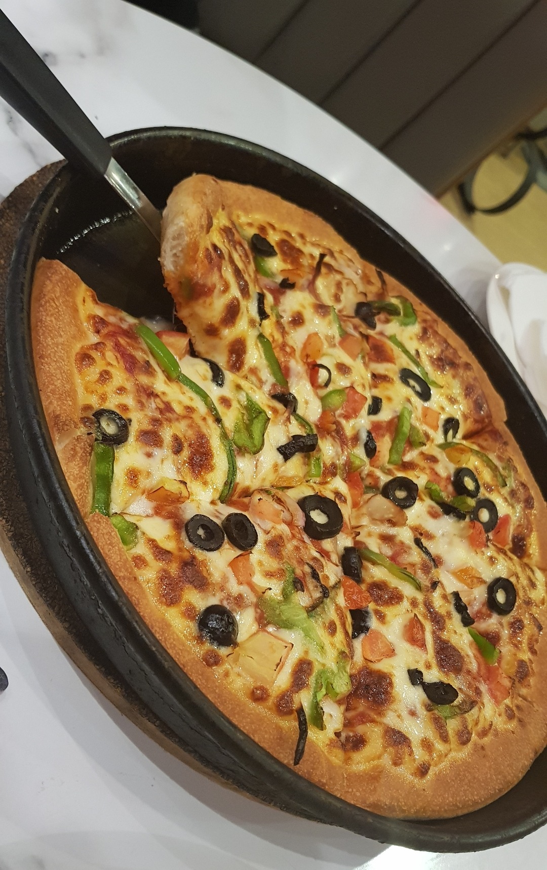 Pizza Hut - Bahrain