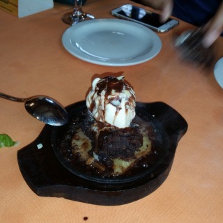 Sizzling brownie with ice cream
