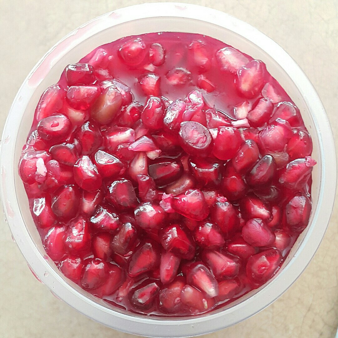 #fruit #Pomegranate @ Tutti Frutti - Bahrain