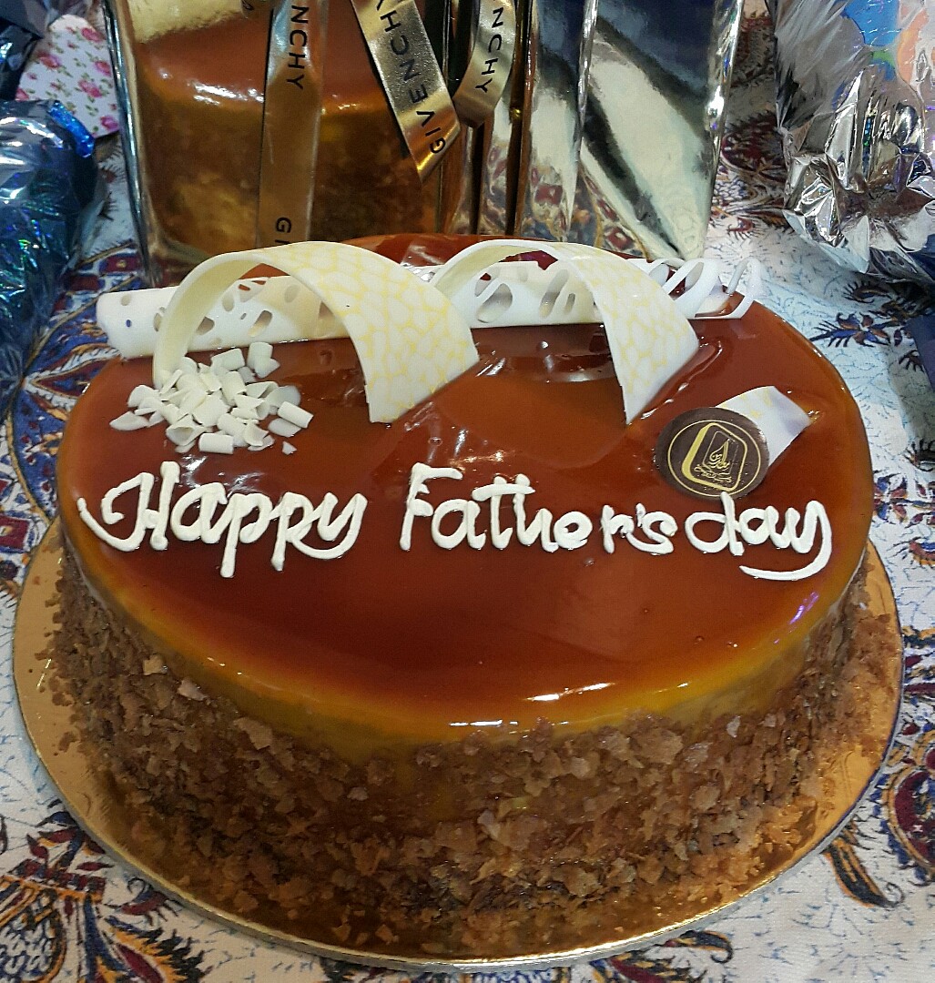 Happy father's day ❤
#cake @ حلويات سعدالدين - البحرين