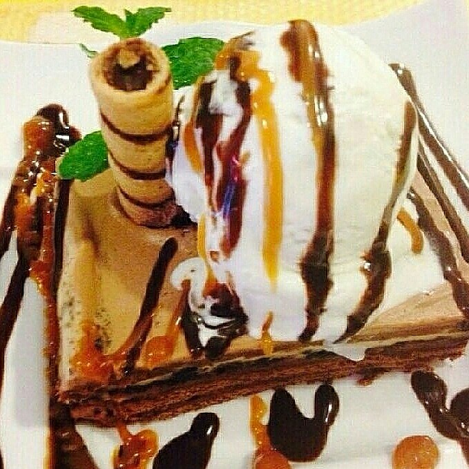 Yummy dessert @ le dinizio cafe - Bahrain