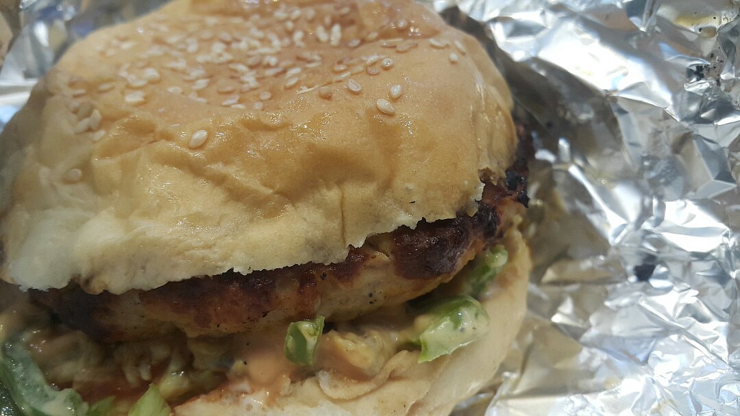 Super #Steak Mushroom #Burger @ بي زي واي برجر - البحرين