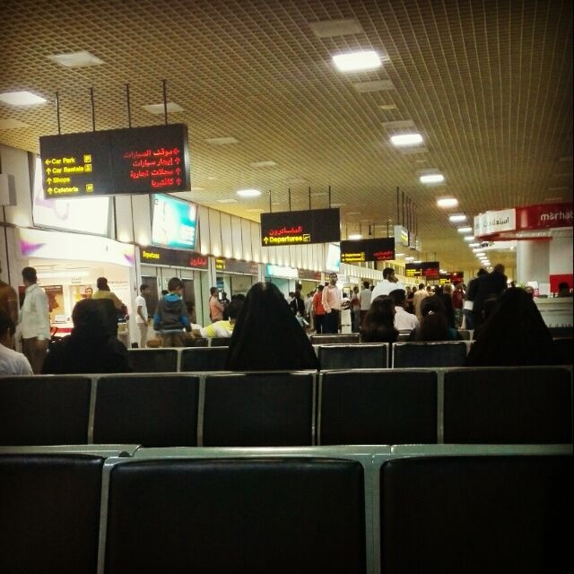 Waiting for my dear sis :* @ Bahrain International Airport - Bahrain