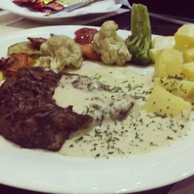 Pepper steak @ رستوران ایتالیای نارون - إيران