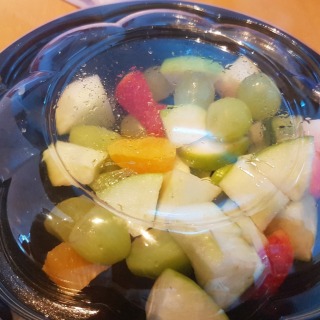 Ordered Fruit salad (large) for lunch from Healthy Calories at Almoyyed tower. Got a large container and the container was not even half filled with fruits. Not worth for money. I will never ever order fruit salad from Healthy calories.

#fruitsalad
#healthycalories
#NotWorthForMoney
#BigNoNo