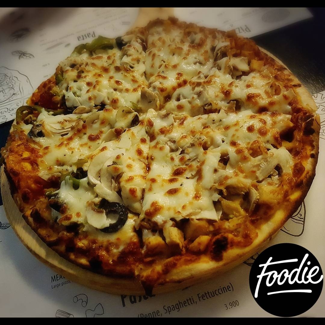Pollo & Pizzamo @ بيزامو - البحرين