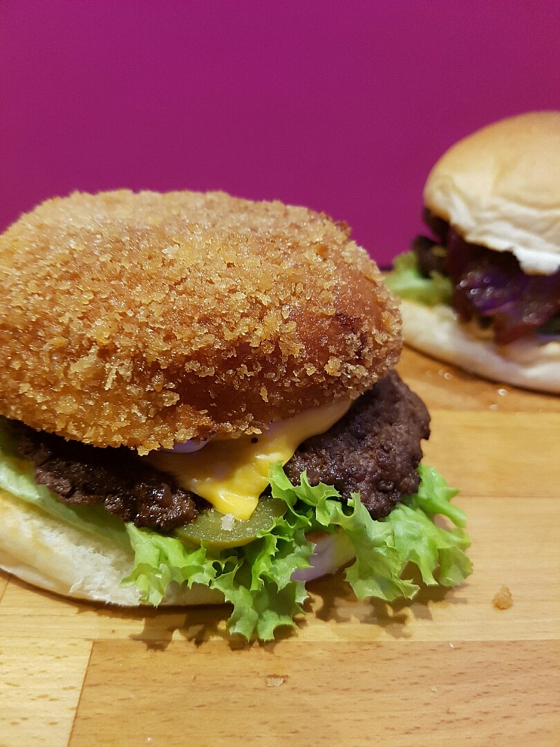 Crunchy Head #burger #fries #burgerzone @ Burger Zone - Bahrain