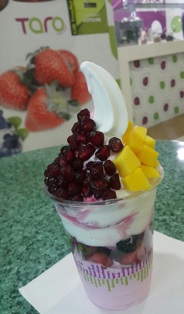 Parfait 😍 @ Taro Frozen Yogurt - Bahrain