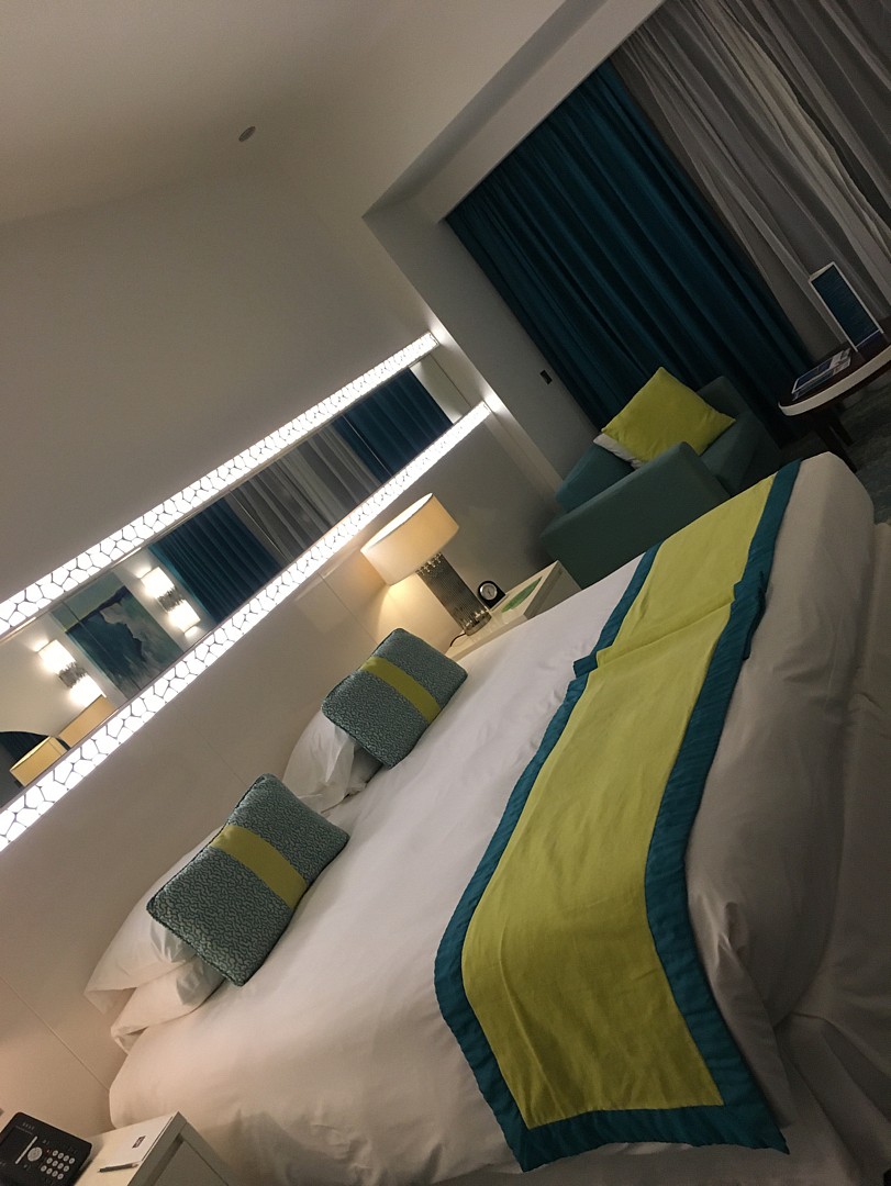 Nice room/clean/see view/ but the bathtub is not that much nice @ Ja Ocean View Hotel - UAE