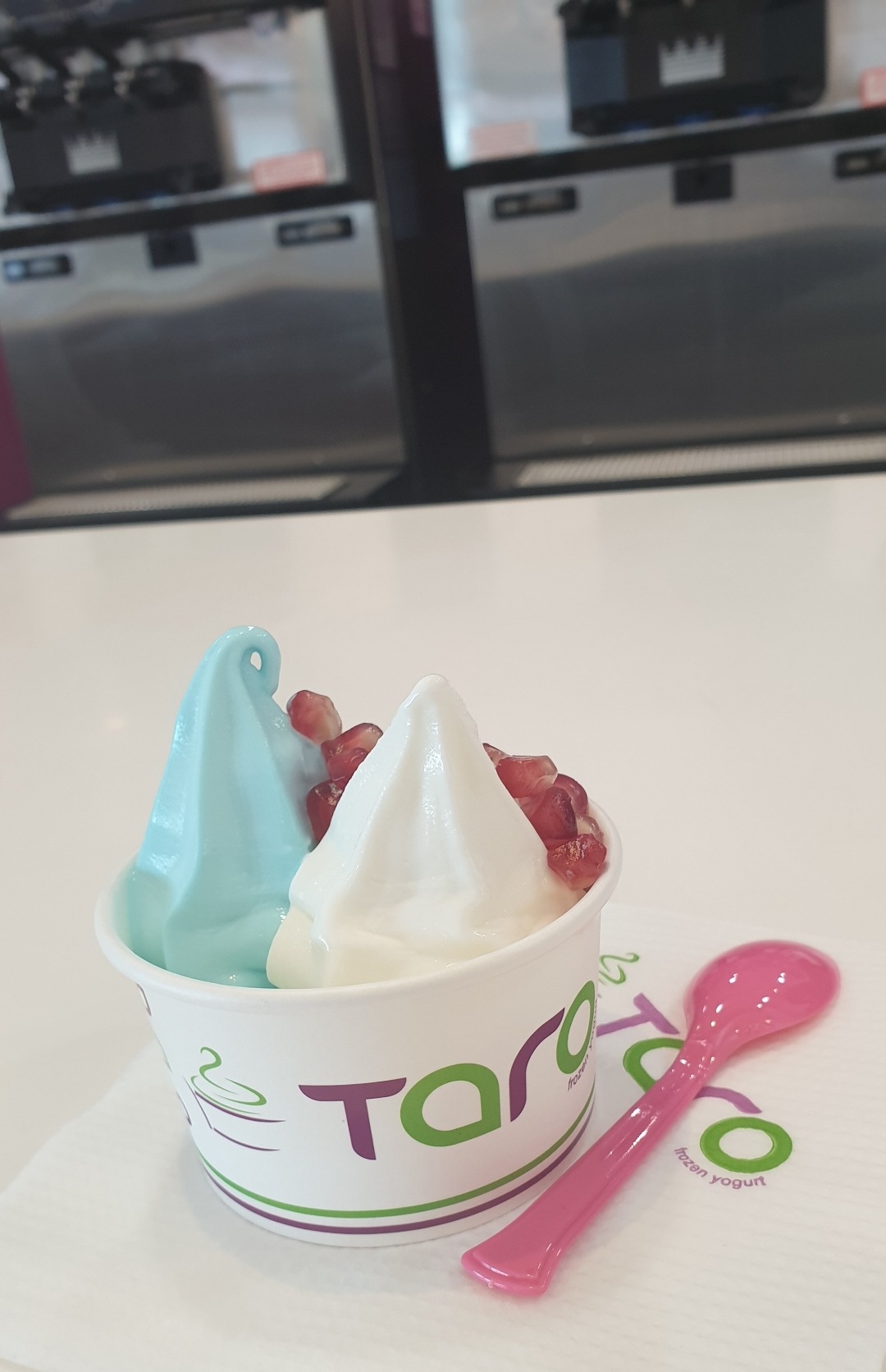 Blue Bubble Gum @ Taro Frozen Yogurt - Bahrain