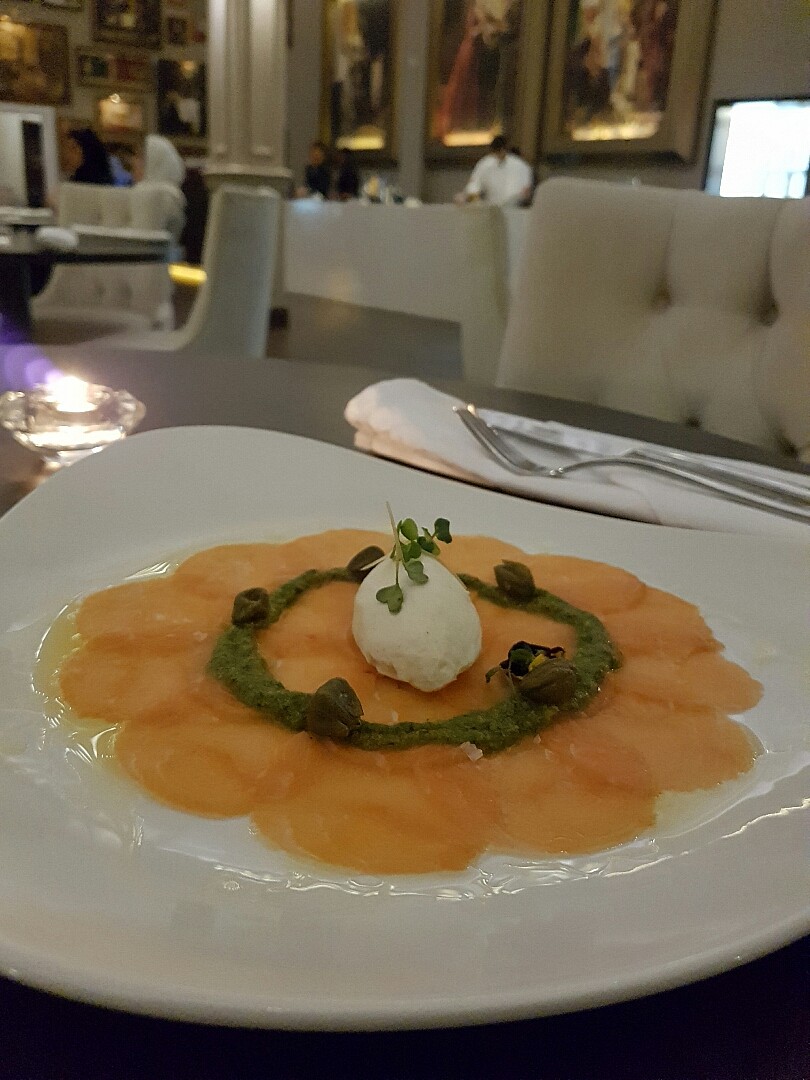 #salmon carpacio @ The Cacao Lounge & Restaurant - البحرين