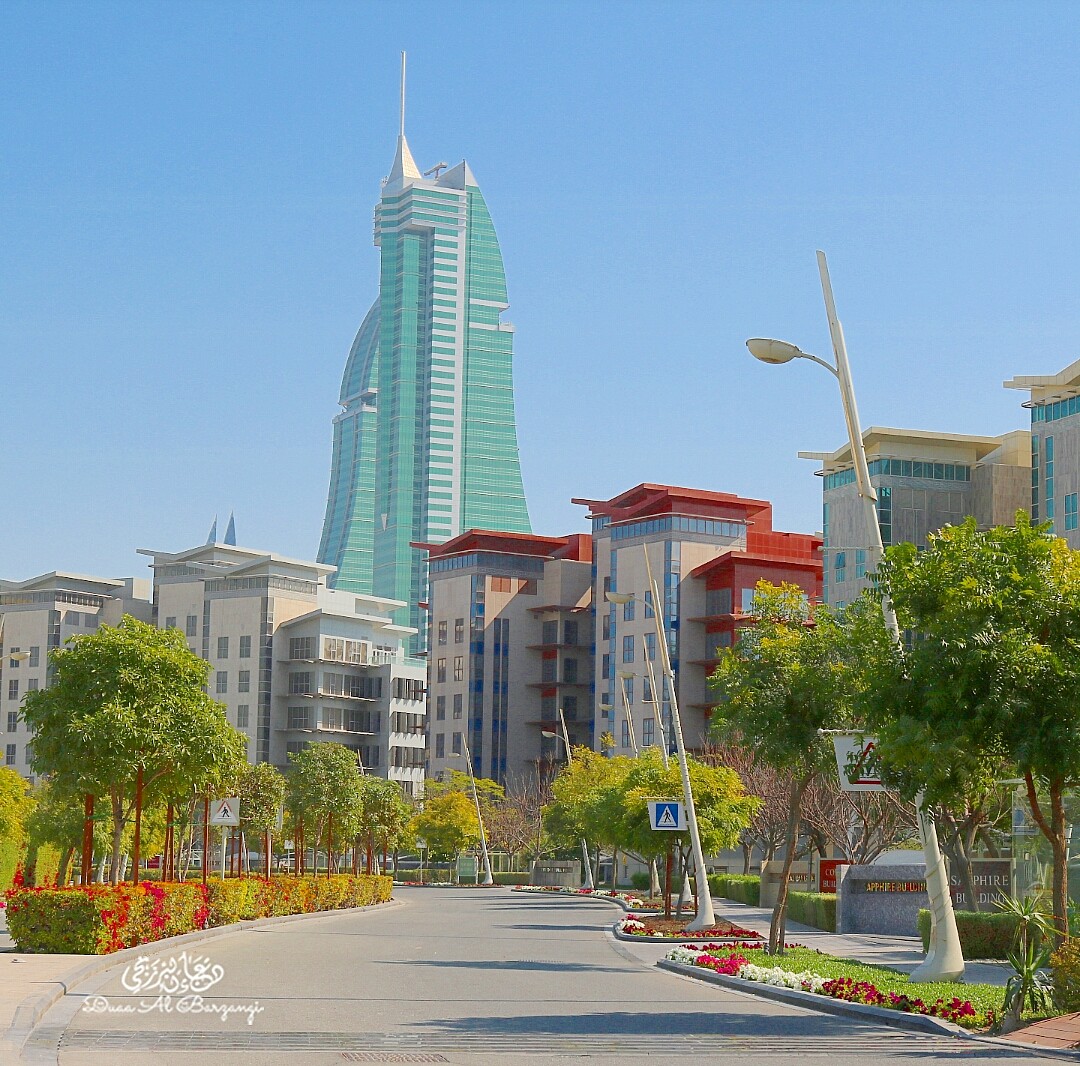 جزيرة الريف بين المال والجمال طريق نجاح لديرتي البحرين 💛 @ Reef Island - Bahrain