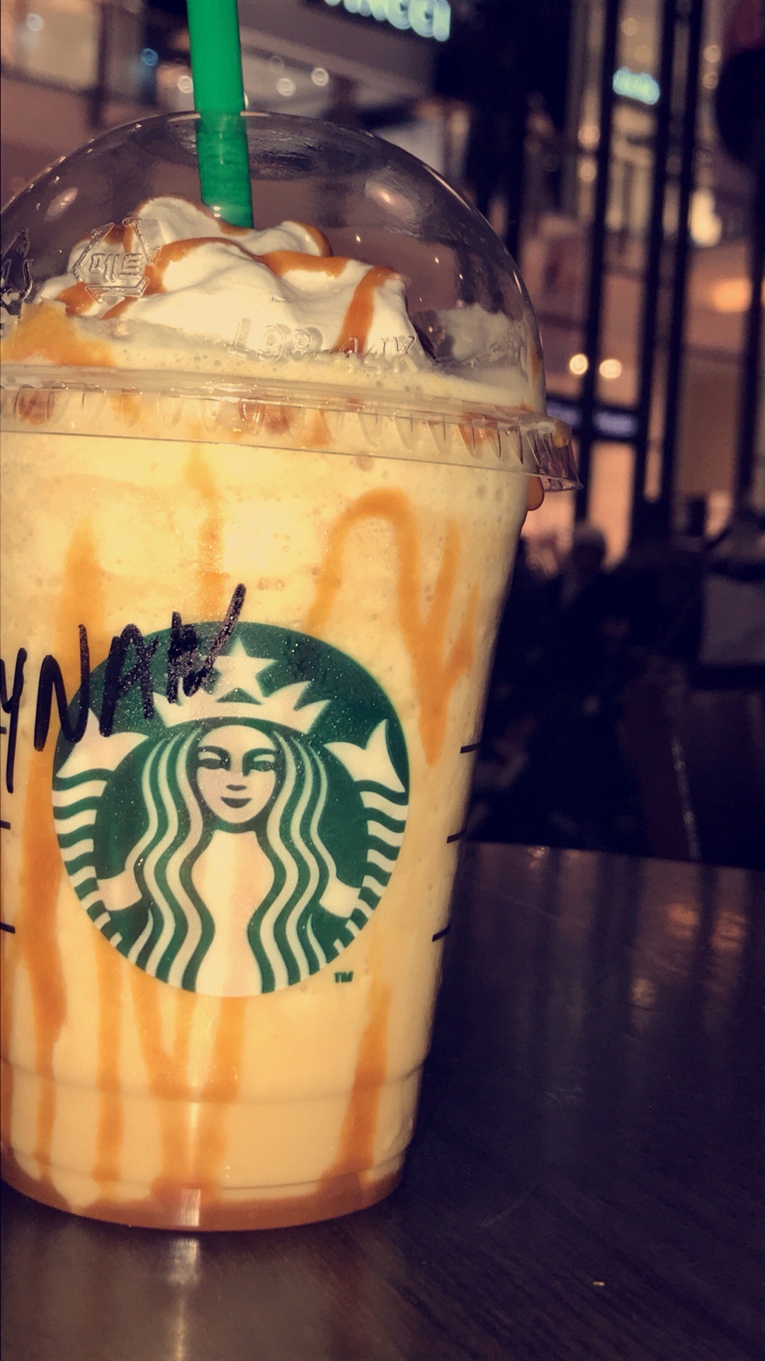 يعدل المزاج😍😍😍 @ Starbucks - Bahrain